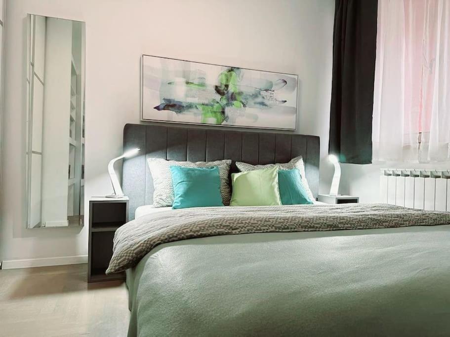 Urban Oasis: Stylish Retreat Lejlighed Zagreb Eksteriør billede